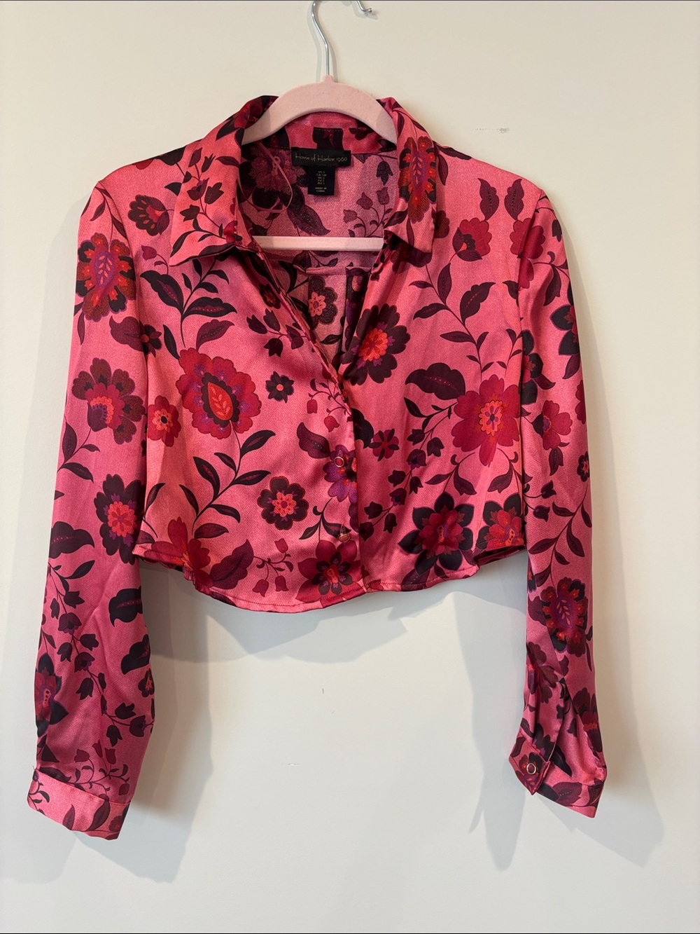 House of Harlow 1960 Pink & Burgundy Floral Satin Cropped Blouse